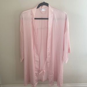 Victoria’s Secret Pink Bridesmaid Robe. Includes pink sash, inner tie, pockets.